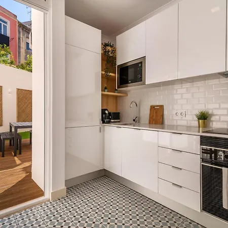 Guestready - Dazzling With Private Terrace * リスボン